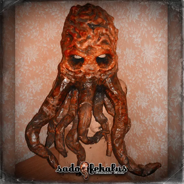 MASKA NA PŘÁNÍ PODLE DÍLA H. P. LOVECRAFTA